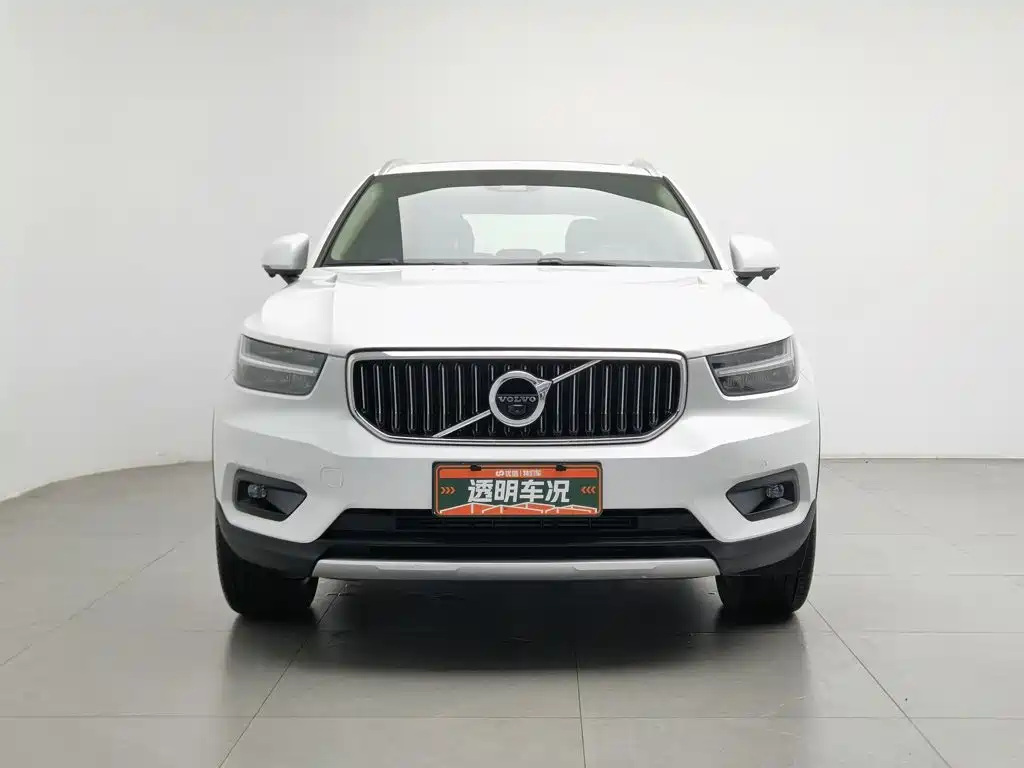 Volvo XC40 — миниатюра 3