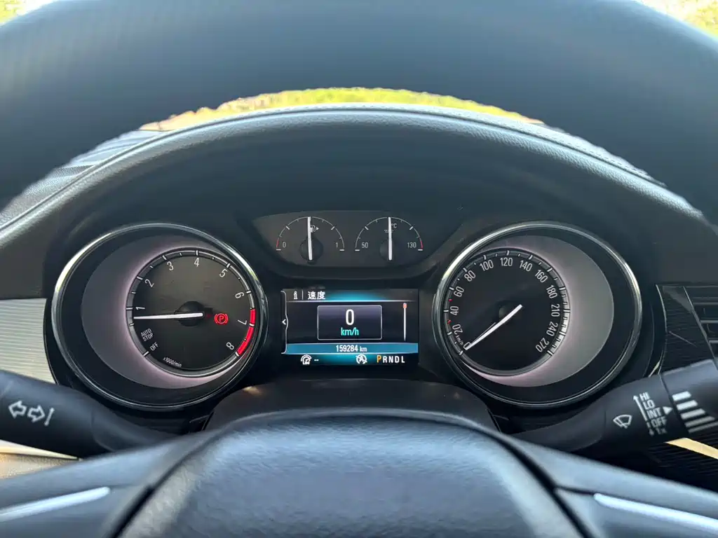 Buick Verano — миниатюра 16