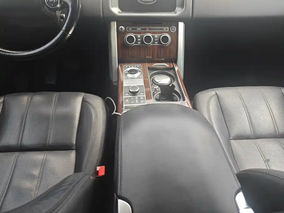 Land Rover Range Rover — миниатюра 16
