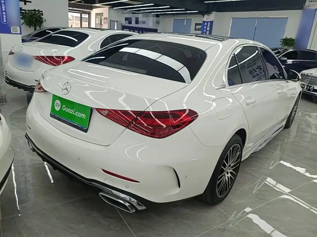 Mercedes-Benz C-Class — миниатюра 7