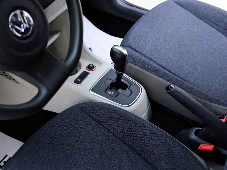 Volkswagen up! — миниатюра 22