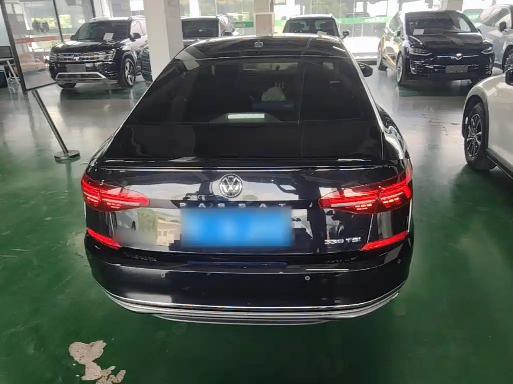 Volkswagen Passat — миниатюра 6
