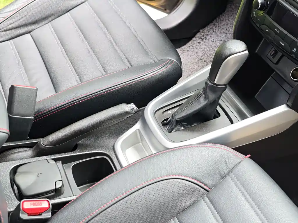 Suzuki Vitara — миниатюра 22
