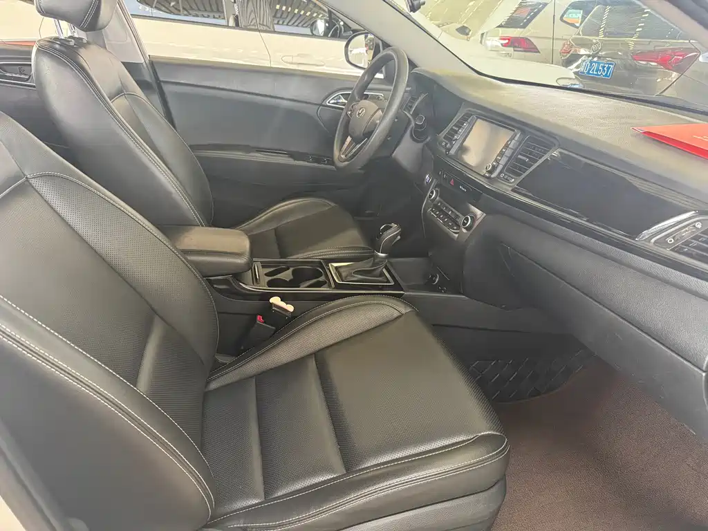 Hyundai Mistra — миниатюра 6
