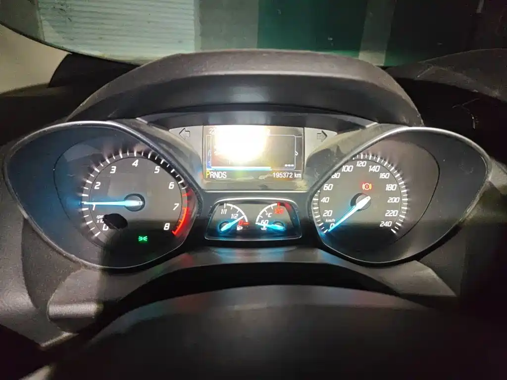 Ford Kuga — миниатюра 7