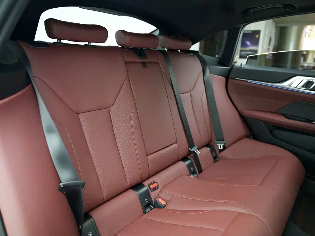 BMW 4 Series — миниатюра 8