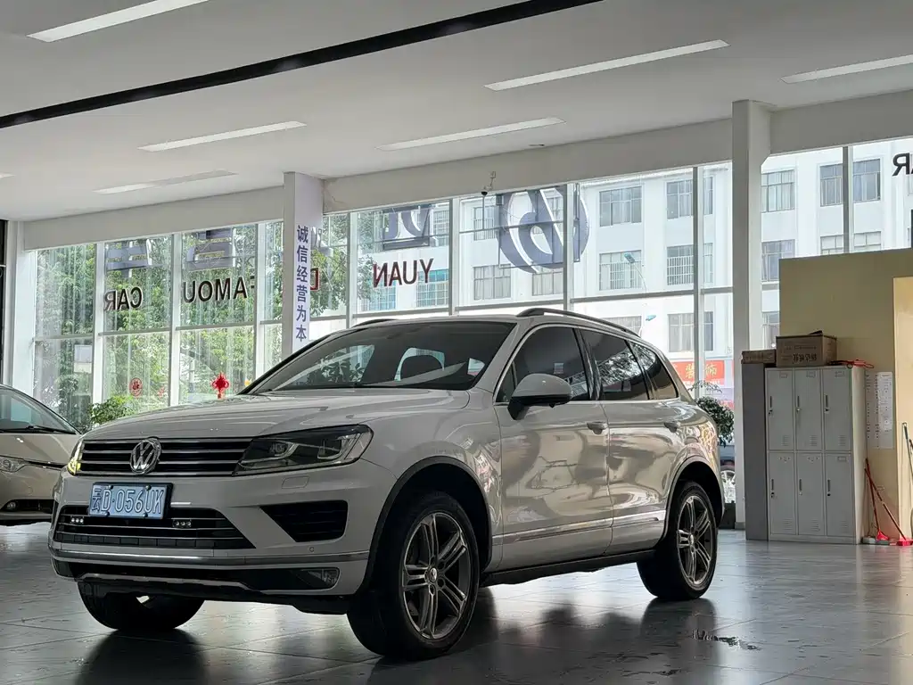 Volkswagen Touareg — миниатюра 3