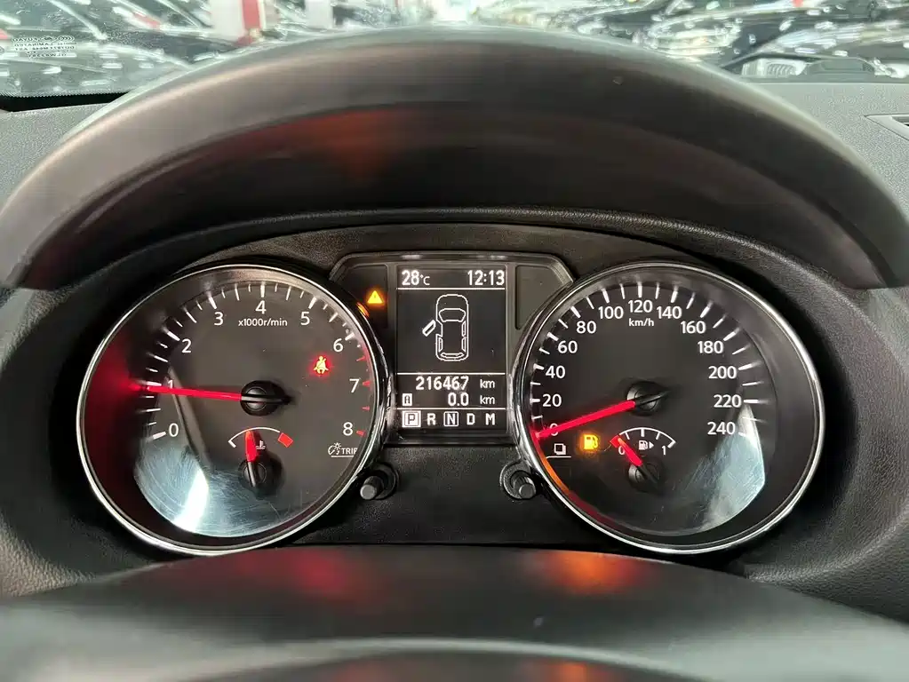 Nissan Qashqai — миниатюра 10