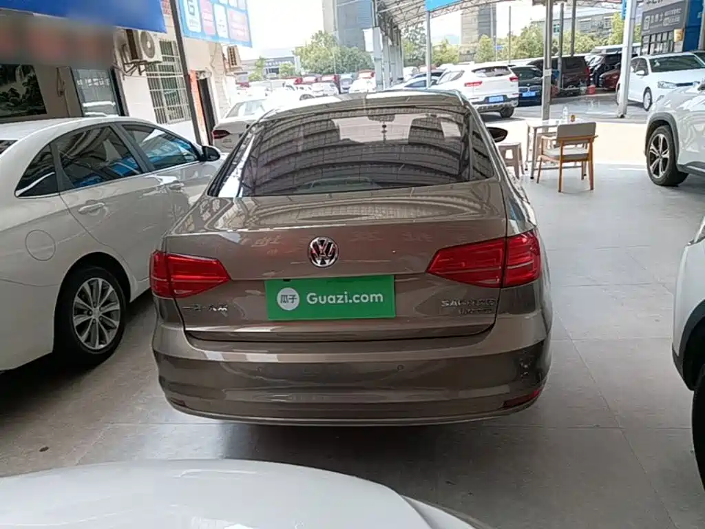 Volkswagen Sagitar — миниатюра 6