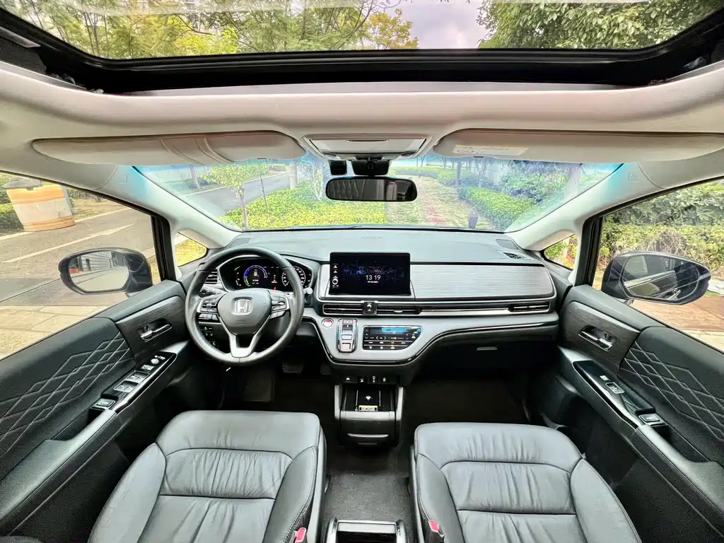 Honda Elysion — миниатюра 12