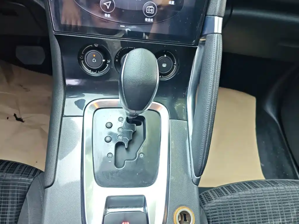 Peugeot 3008 — миниатюра 14