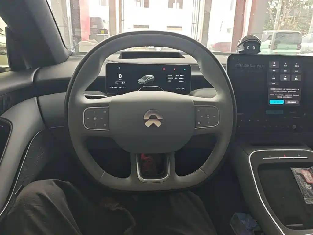 NIO ET5T — миниатюра 11