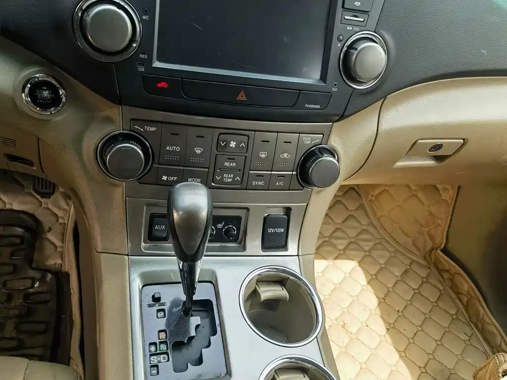 Toyota Highlander — миниатюра 14
