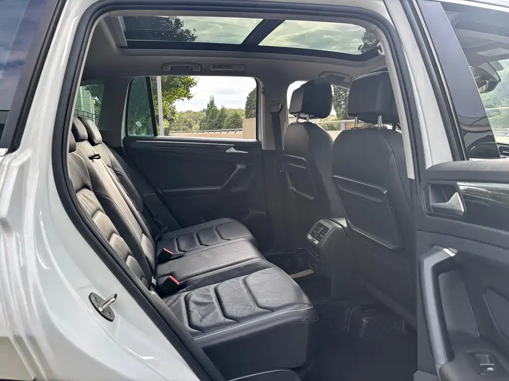 Volkswagen Tiguan — миниатюра 25