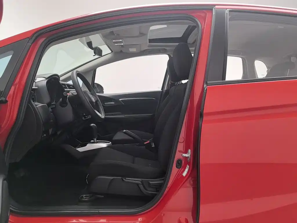 Honda Fit — миниатюра 10