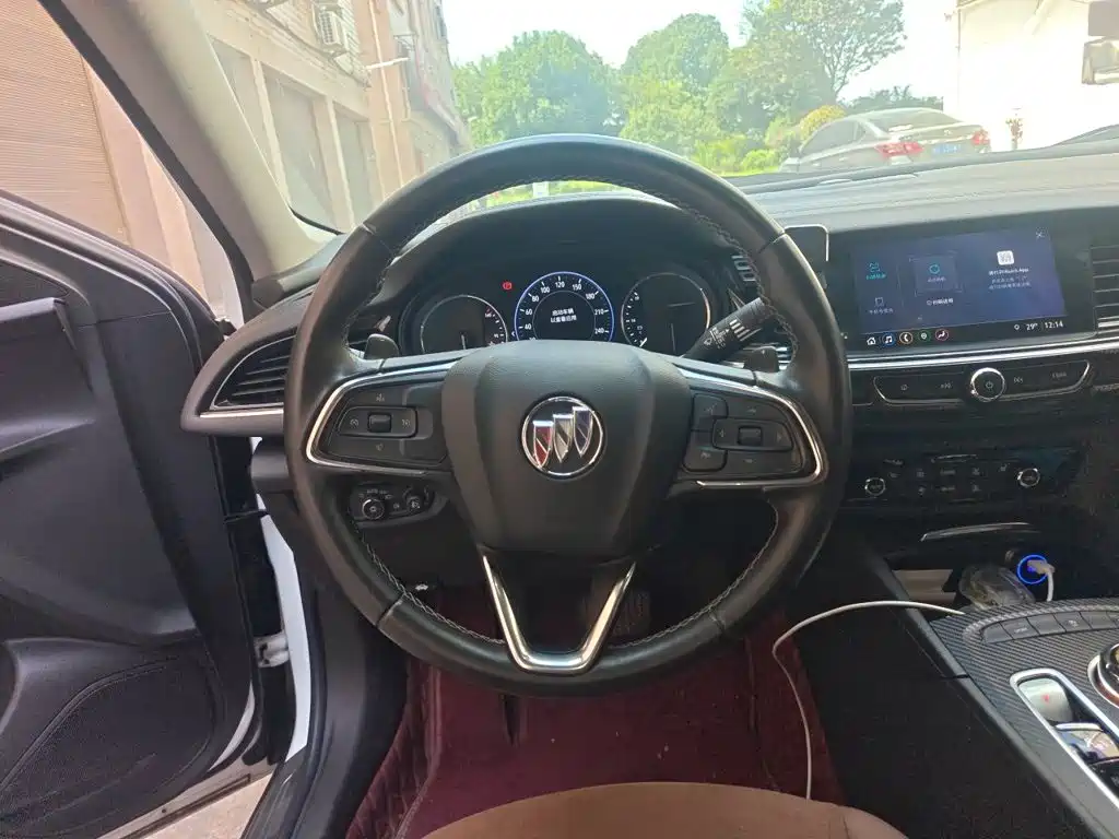 Buick Regal — миниатюра 6