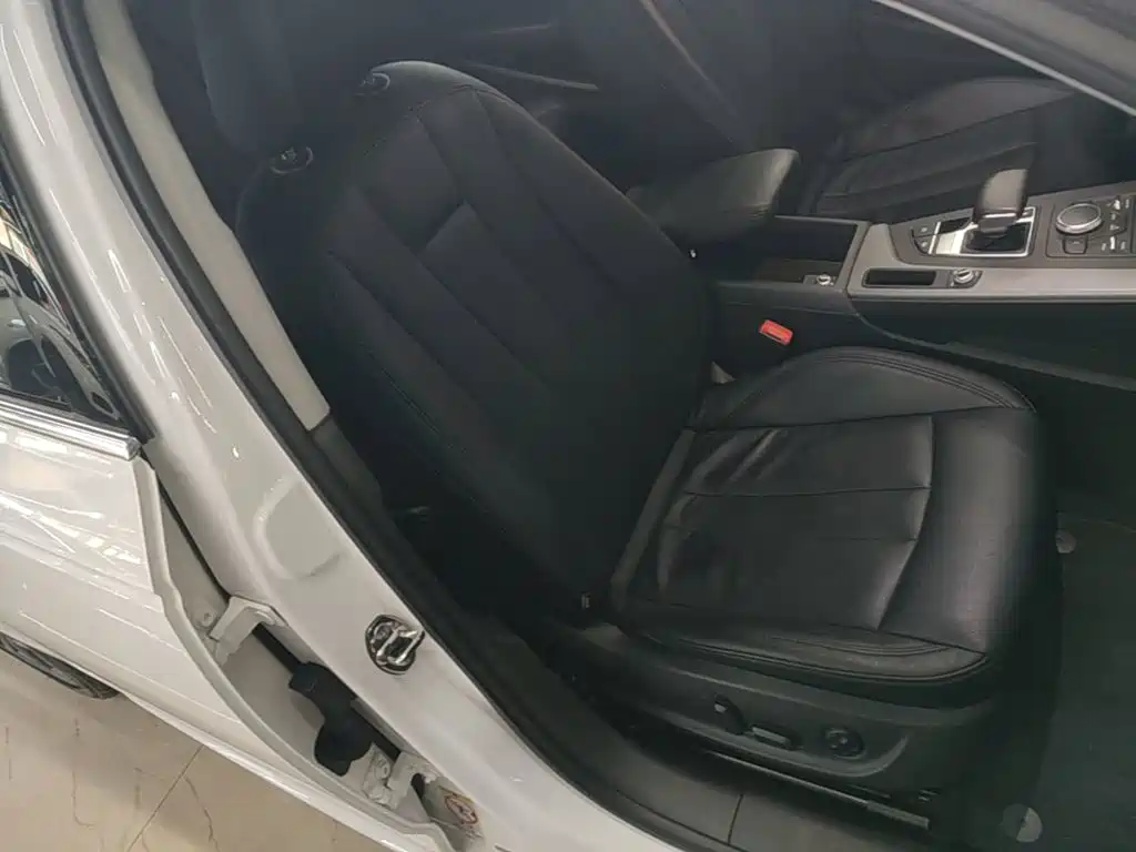 Audi A4L — миниатюра 25