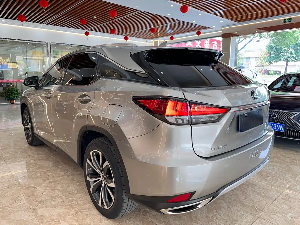 Lexus RX — миниатюра 6