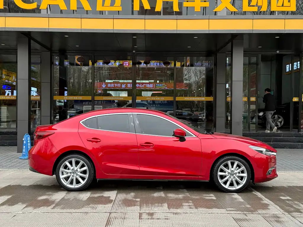 MAZDA 3 ANGKESAILA