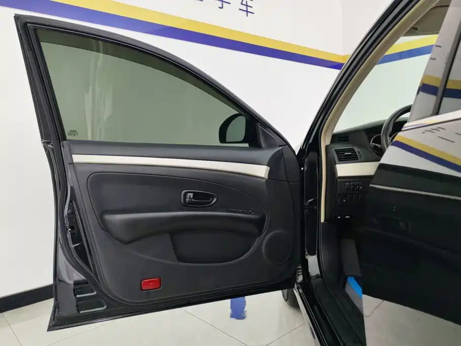 Nissan Sylphy — миниатюра 7