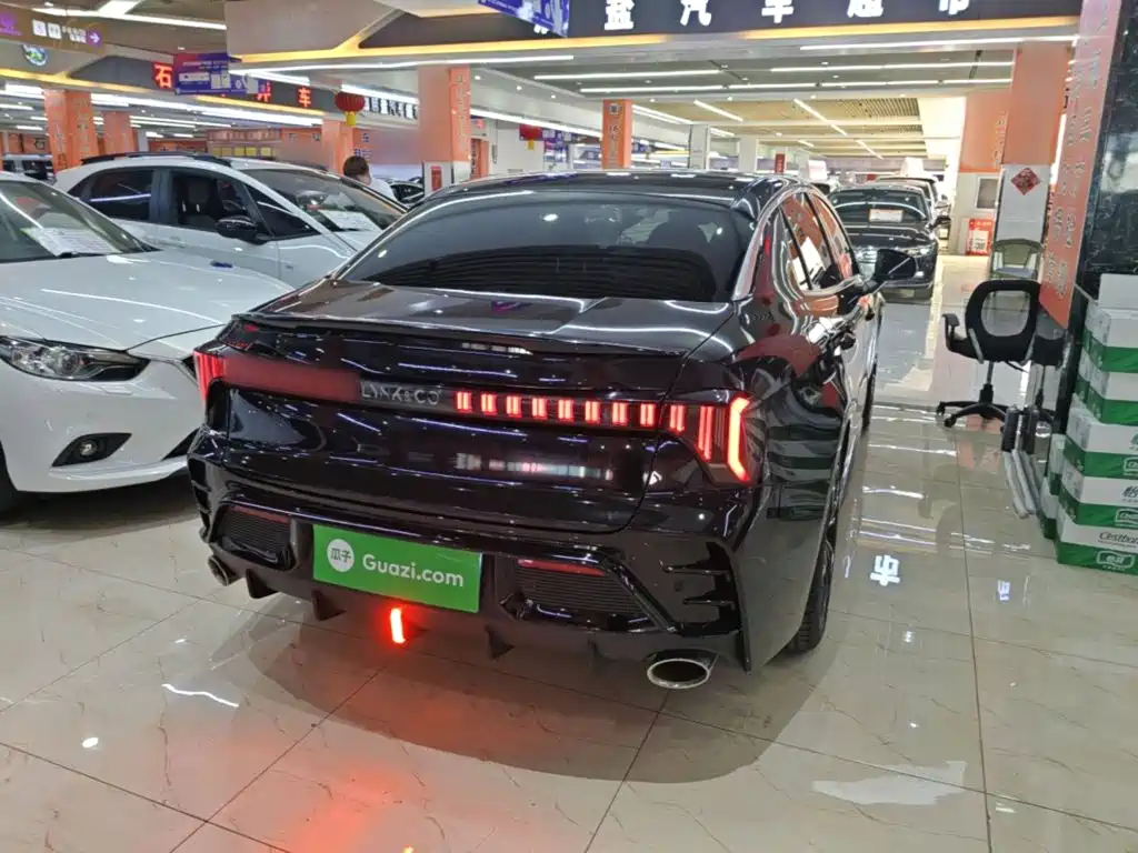 Lynk & Co 03 — миниатюра 7