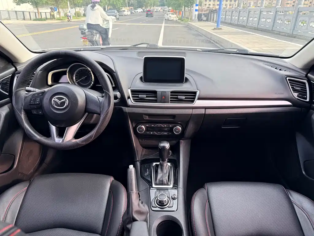 Mazda 3 Axela — миниатюра 5