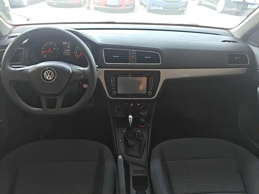 Volkswagen Lavida — миниатюра 10