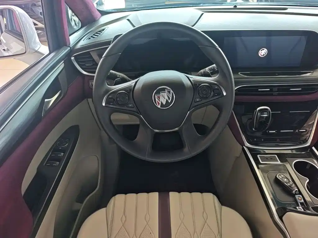 Buick GL8 — миниатюра 11
