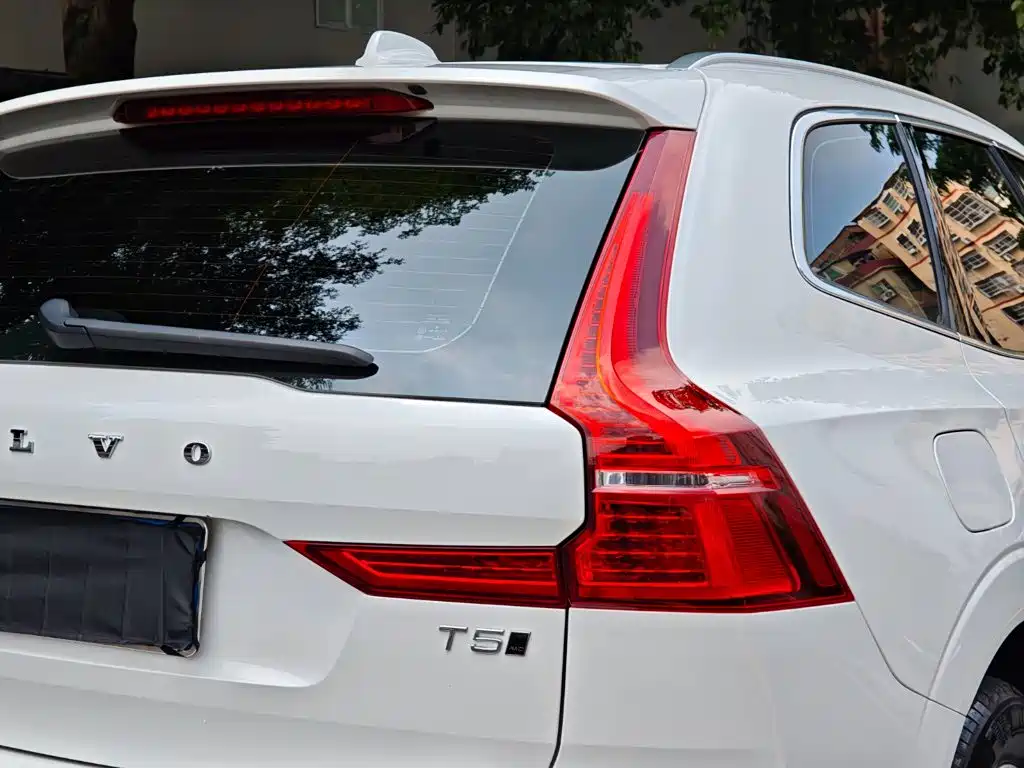 Volvo XC60 — миниатюра 10