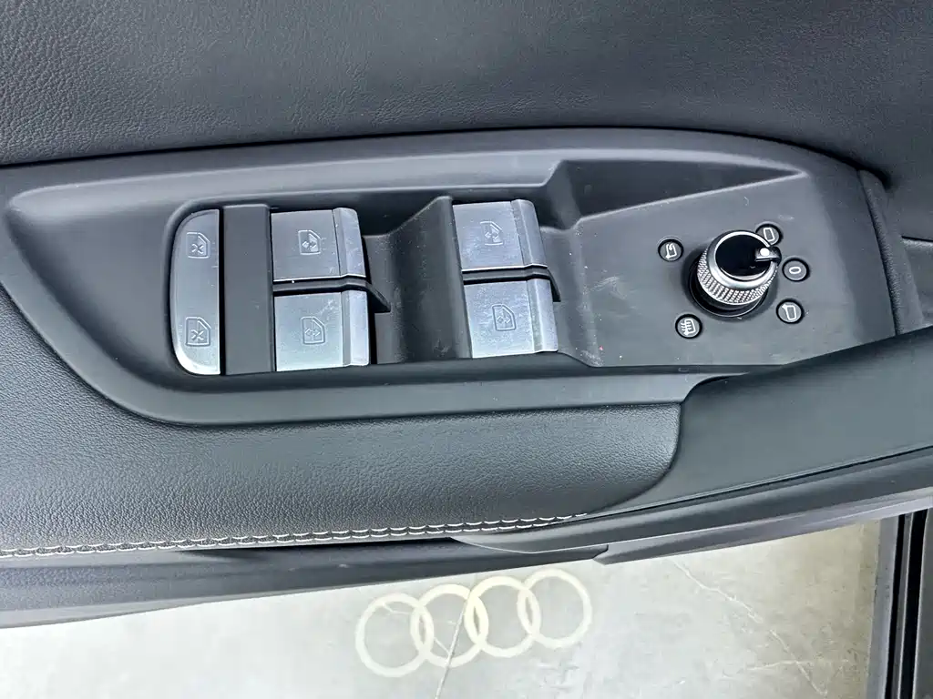Audi Q5L — миниатюра 17