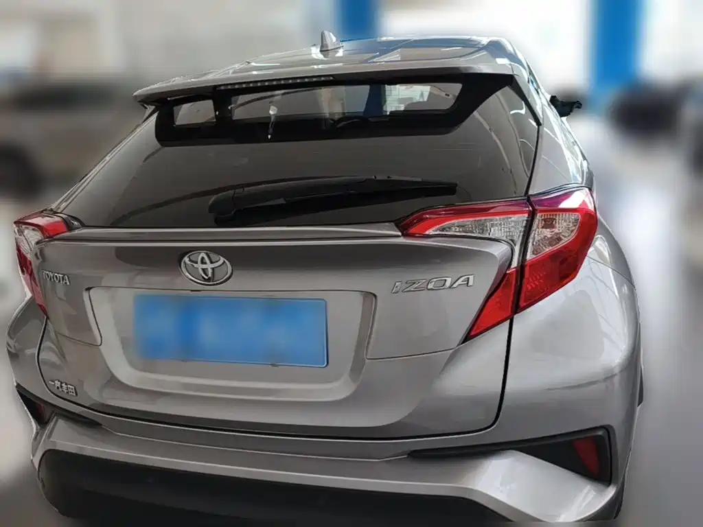Toyota IZOA — миниатюра 8
