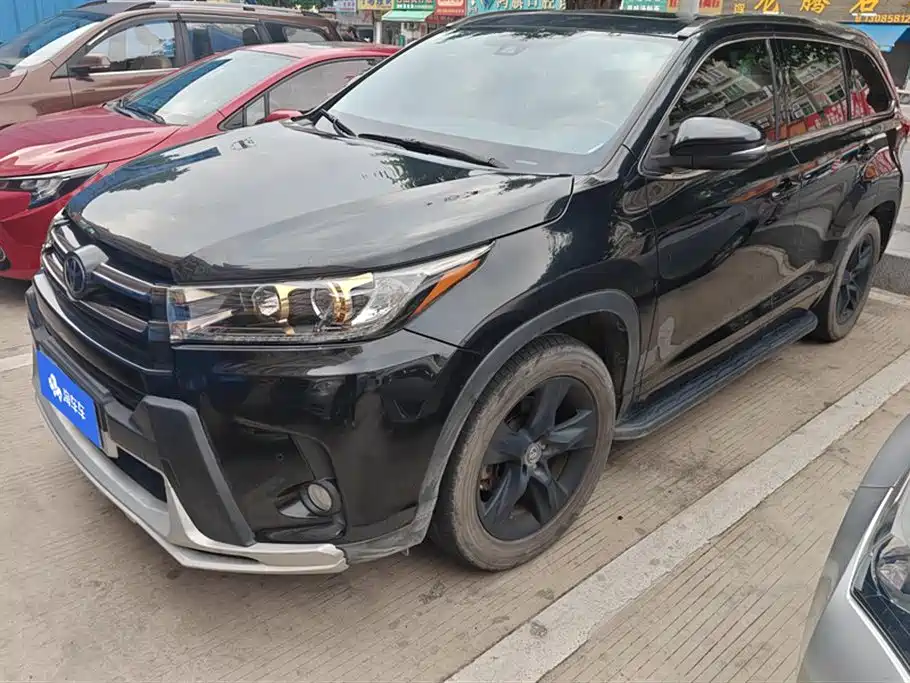 Toyota Highlander 2021