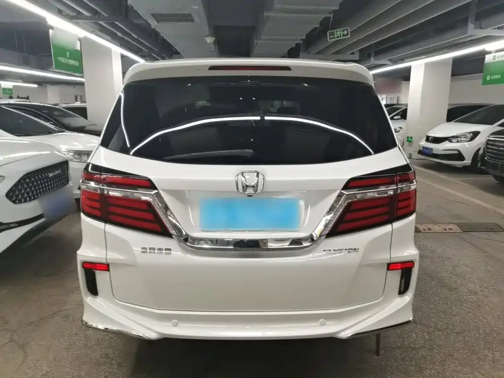 Honda Elysion — миниатюра 6