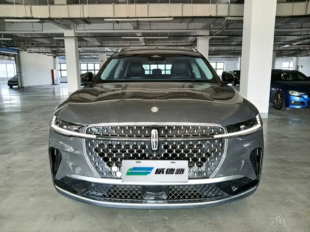 Lincoln Nautilus — миниатюра 2