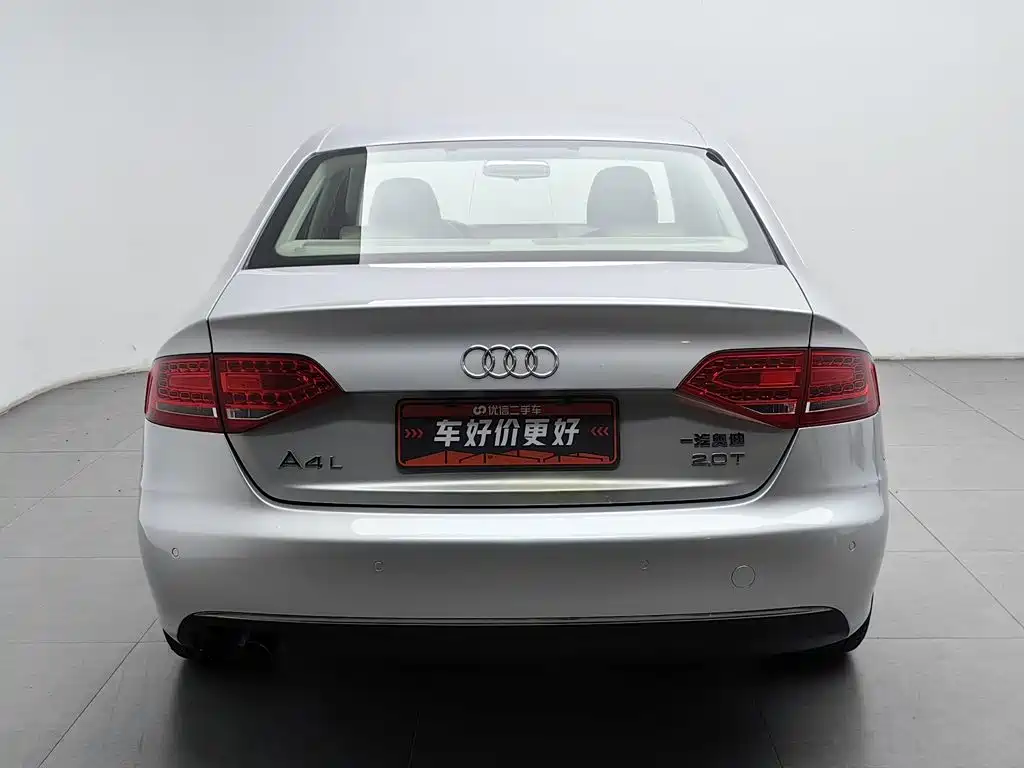 Audi A4L — миниатюра 4