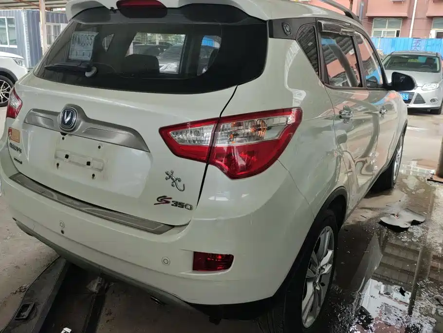 Changan CS35 — миниатюра 3