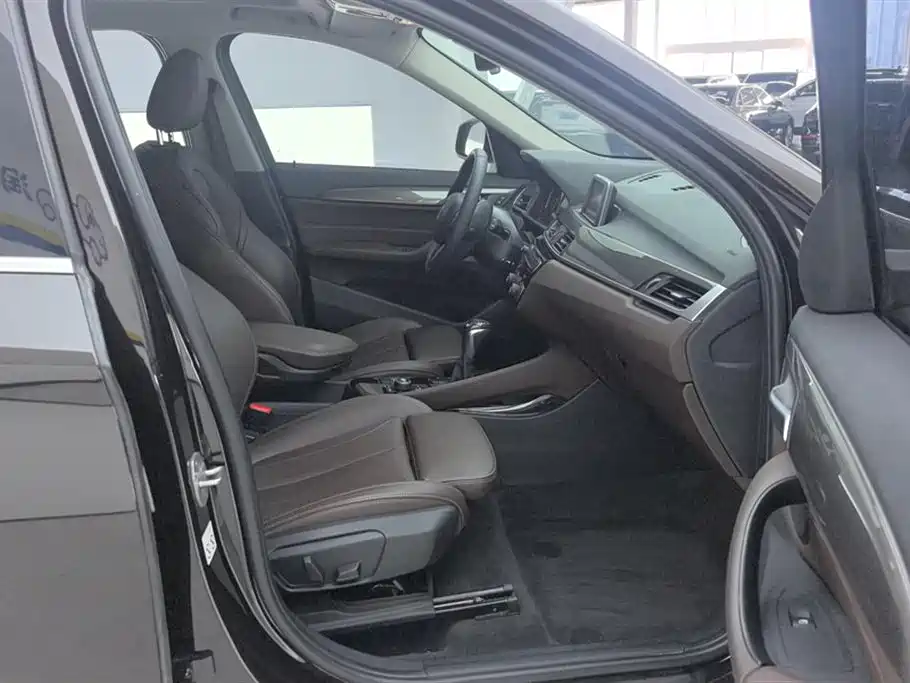 BMW X1 2019 sDrive18Li Premium