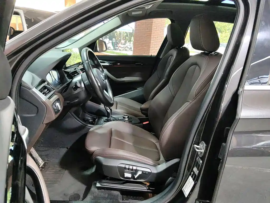 BMW X1 — миниатюра 9