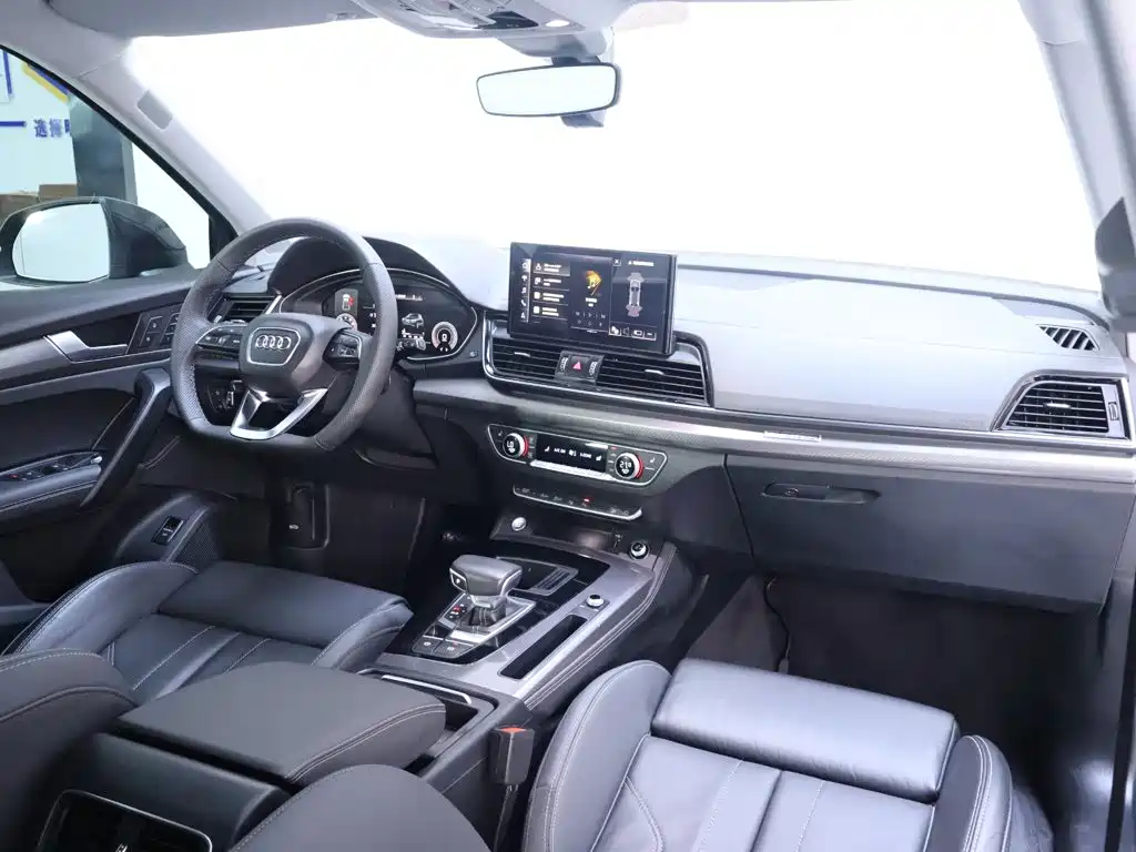 Audi Q5L — миниатюра 20