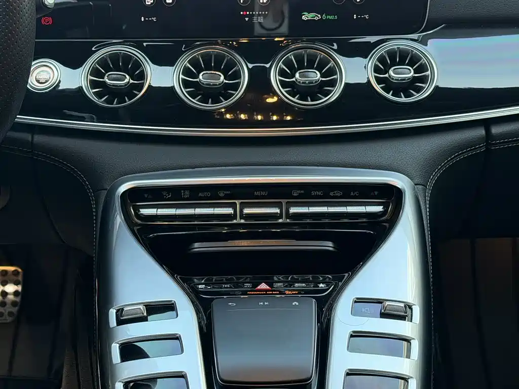 MERCEDES-BENZ AMG GT