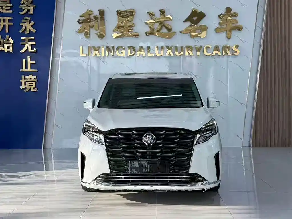Buick GL8 — миниатюра 2