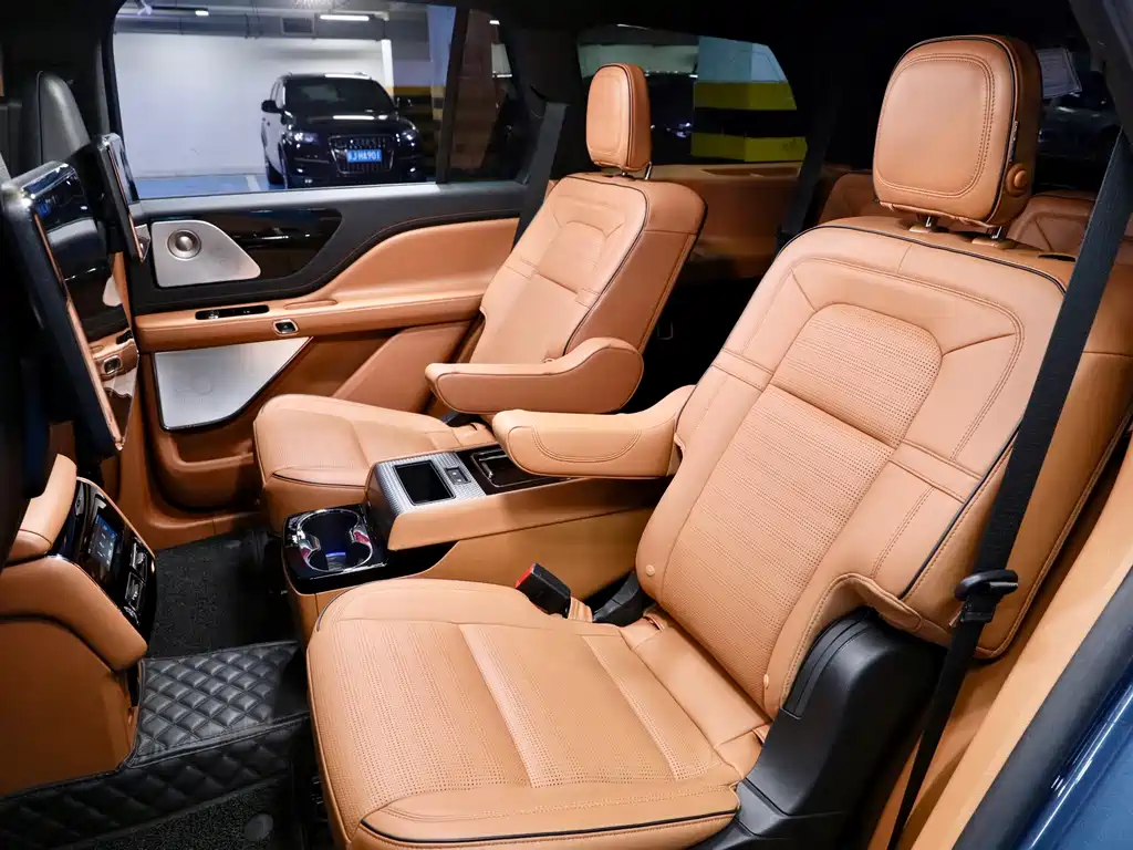 Lincoln Aviator — фотографии объявления, Фото 12