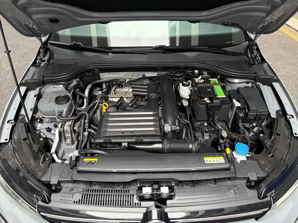 Volkswagen Golf — миниатюра 26