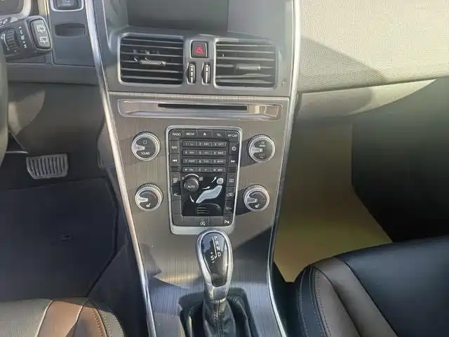 Volvo XC60 — миниатюра 13