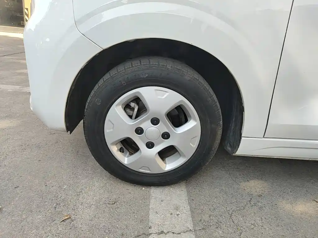 Roewe Clever — миниатюра 23