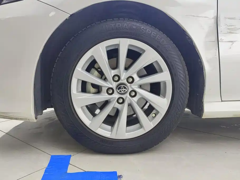 Toyota Camry — миниатюра 6