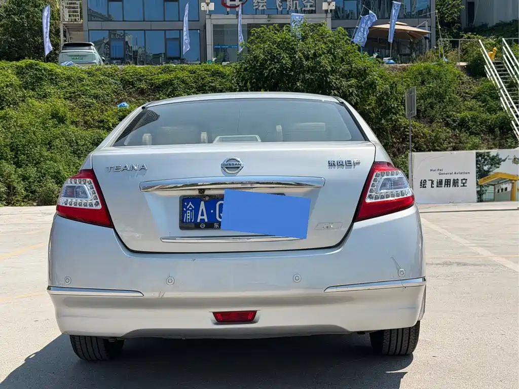 Nissan Teana — миниатюра 6