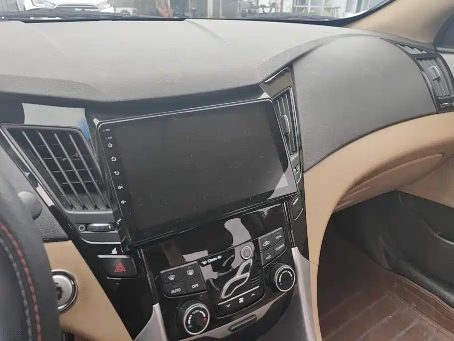 Hyundai Sonata — миниатюра 13