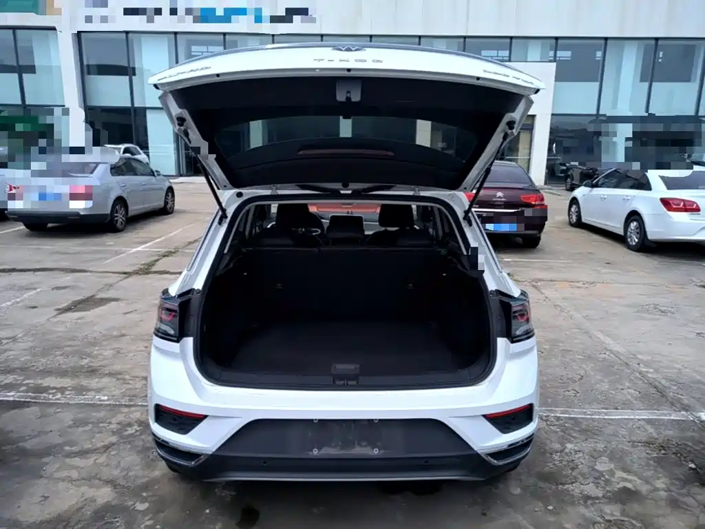 Volkswagen T-Roc — миниатюра 19
