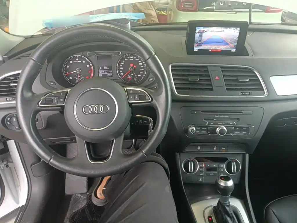 Audi Q3 — миниатюра 10